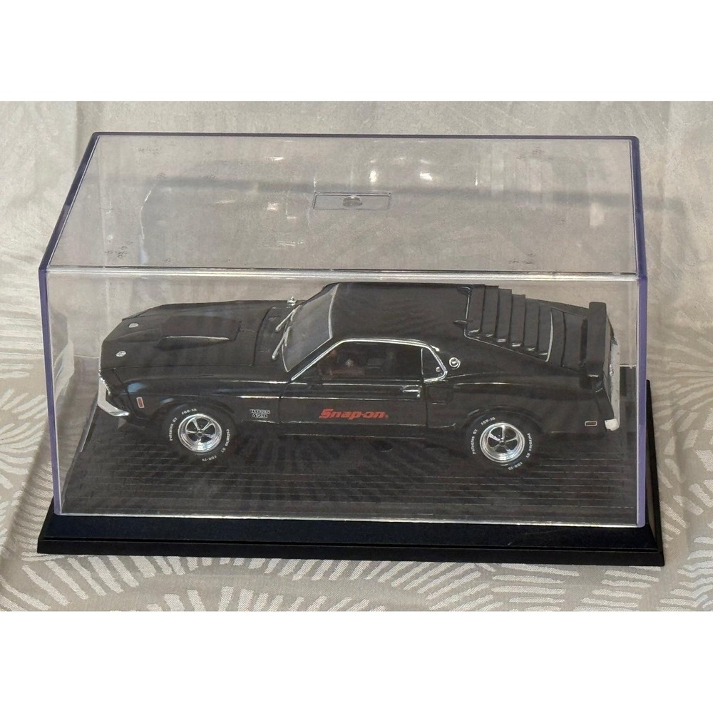 Snap-on 1969 Ford Mustang Boss 429 with Display Case1:38 Scale Die-cast Replica